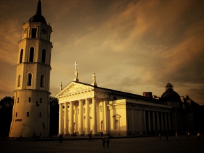 vilnius_5.jpg (regular, 293x220) vilnius_5.jpg (regular, 293x220)